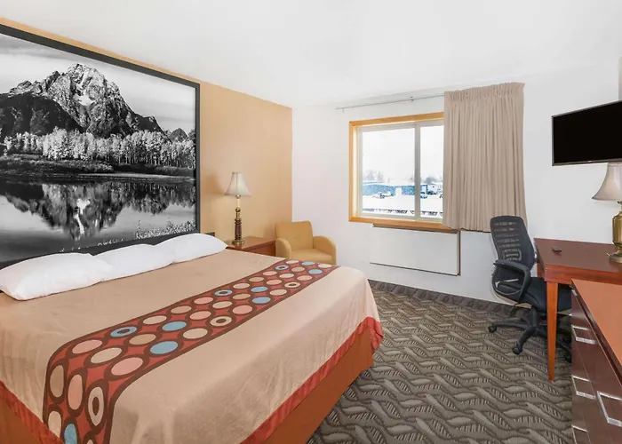 Super 8 By Wyndham Diamondville Motel