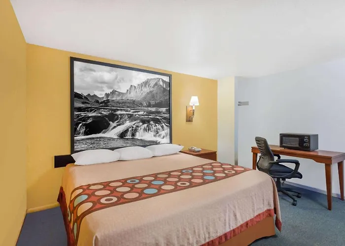 Super 8 By Wyndham Diamondville 2*