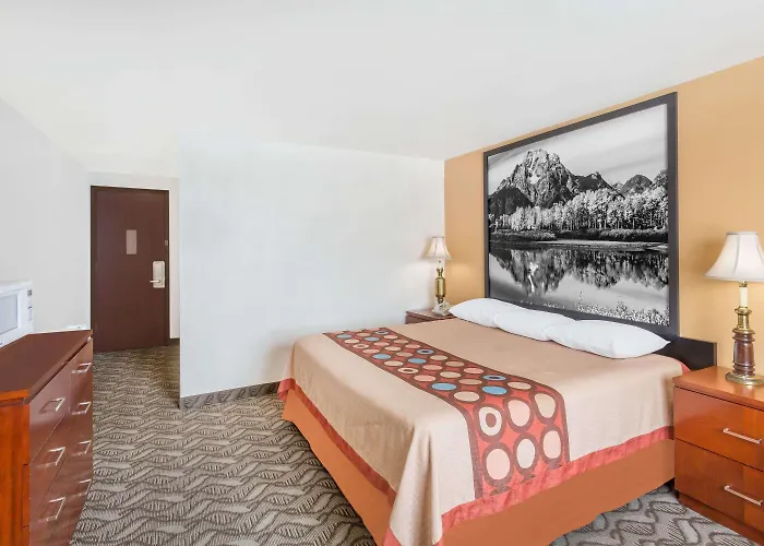 Super 8 By Wyndham Diamondville 2*